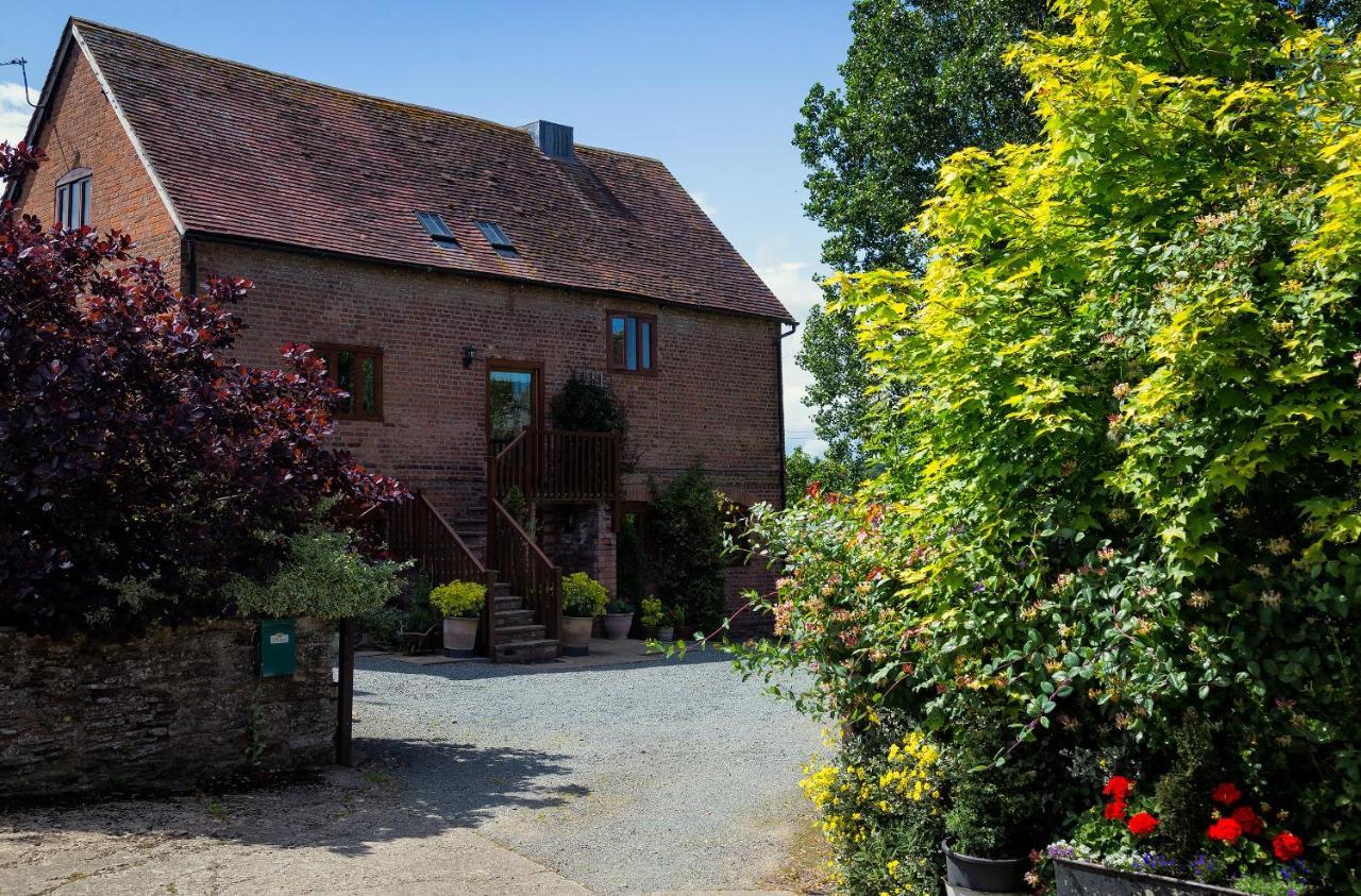 The Oast House - Farm Stay Apartment Set Within 135 Acres 布罗姆亚德 外观 照片